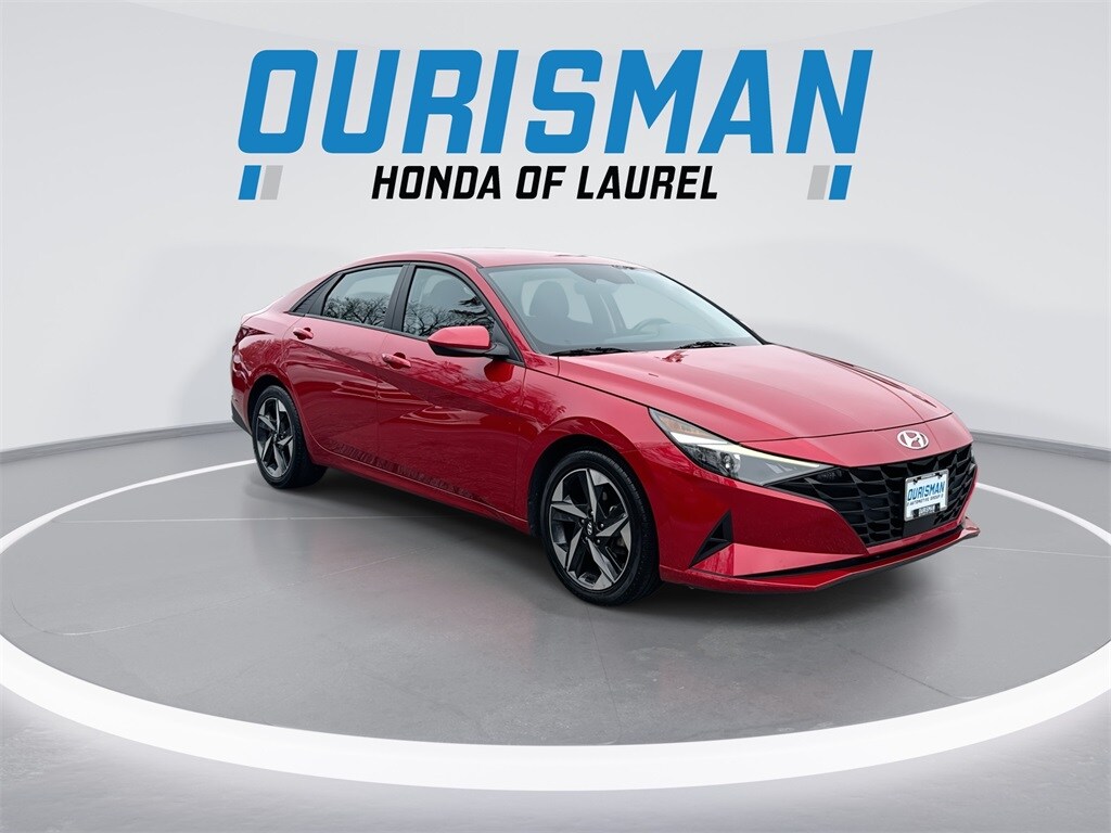 2023 Hyundai Elantra SEL Convenience photo 2