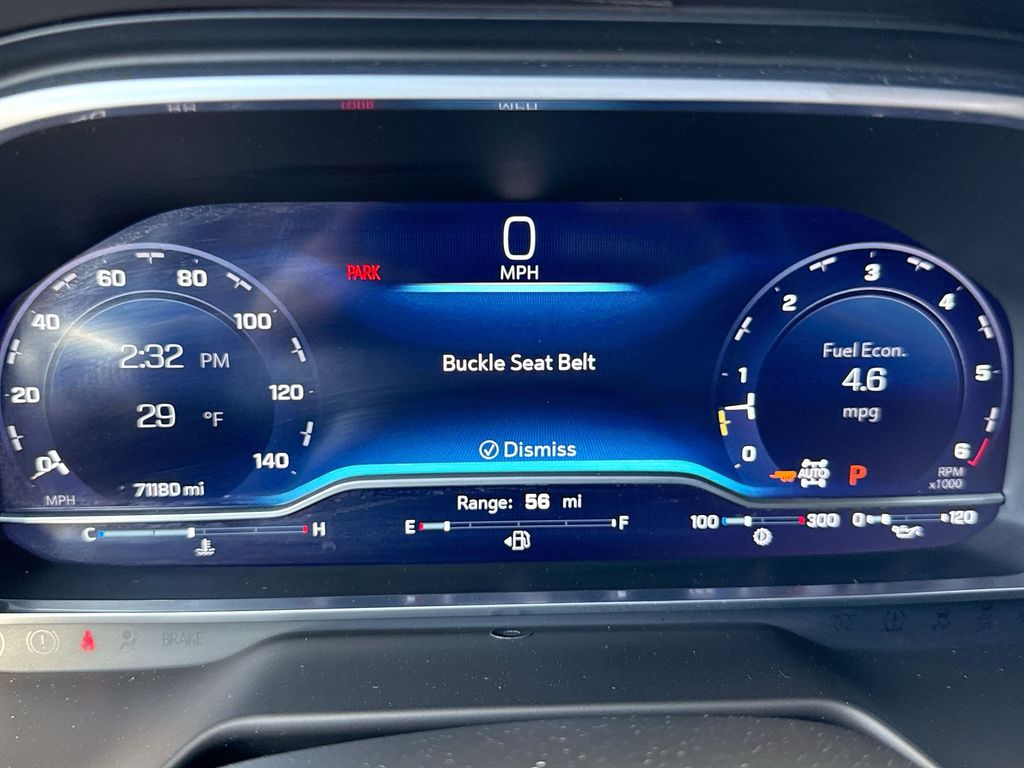 2023 Chevrolet Suburban LT - Photo 10