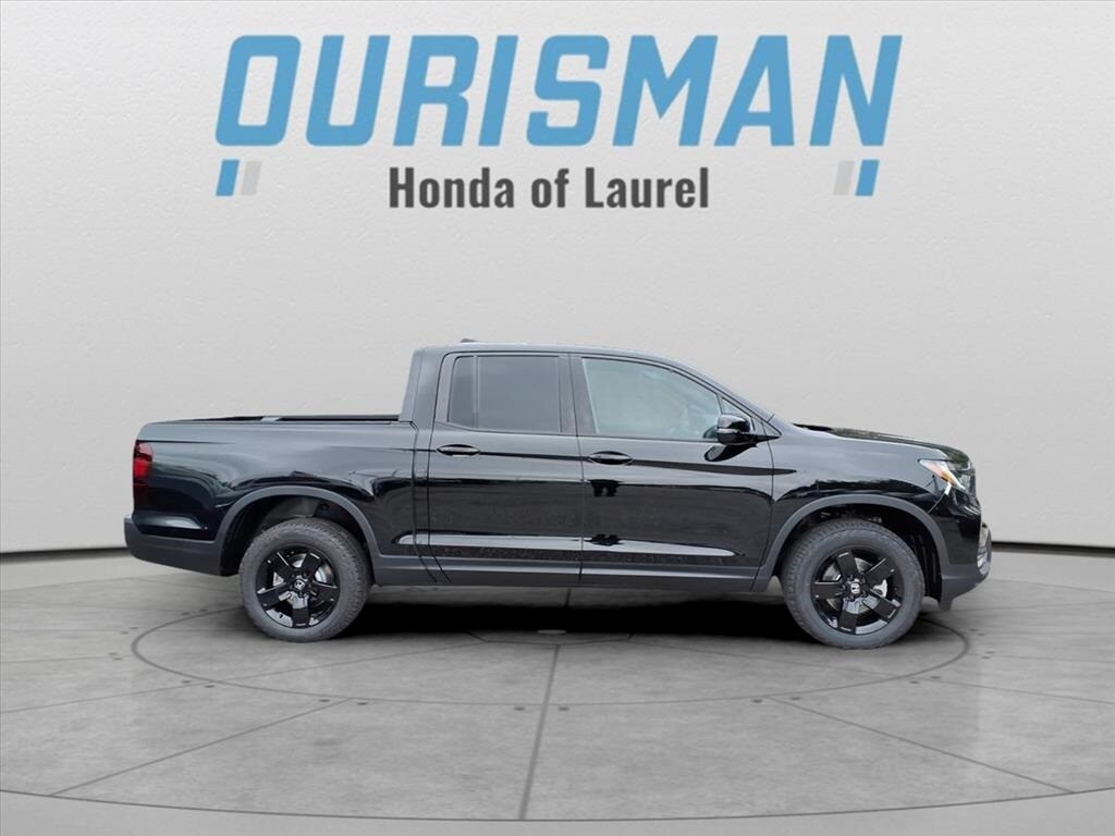 2026 Honda Ridgeline Black Edition photo 2