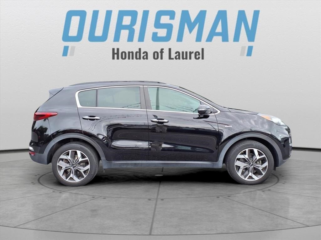 2022 Kia Sportage EX photo 2