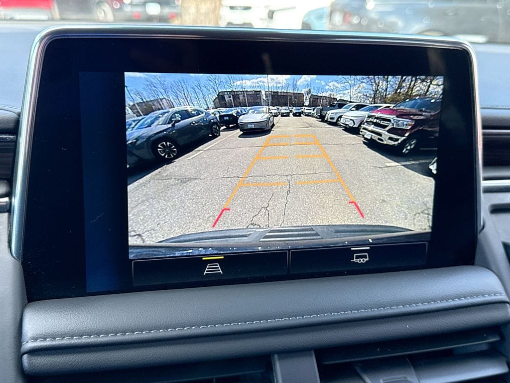 2023 Chevrolet Suburban LT - Photo 22