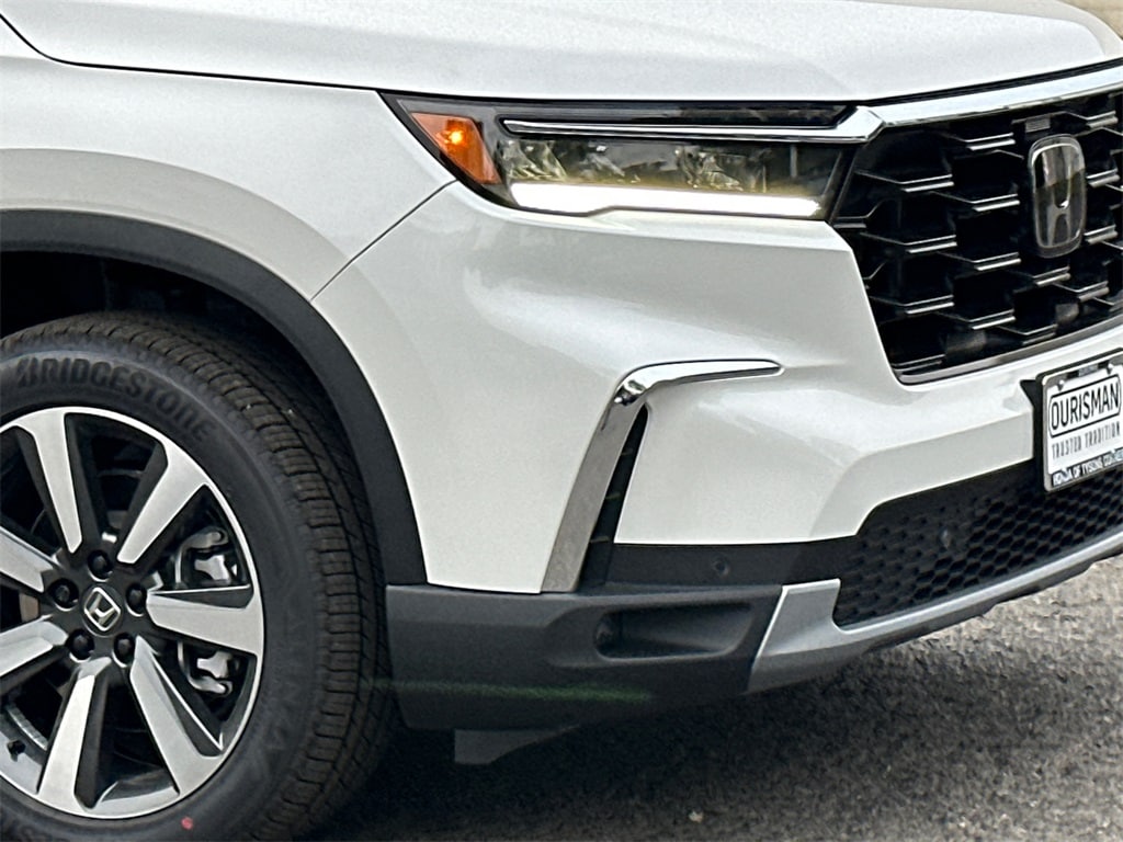 New 2025 Honda Pilot Touring SUV