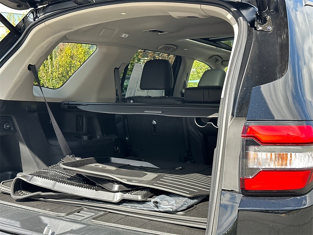 New 2025 Honda Pilot Touring SUV