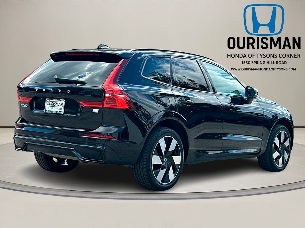 Used 2024 Volvo XC60 plug-in hybrid T8 Plus Dark Theme SUV