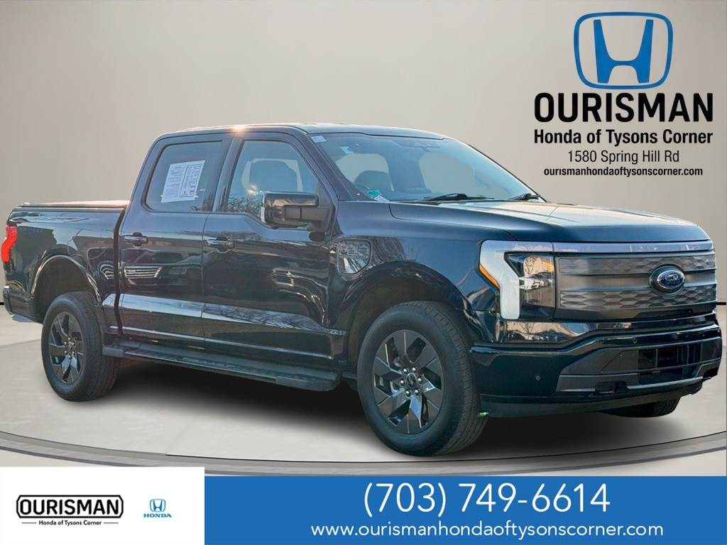 2023 Ford F-150 Lightning Lariat's photo