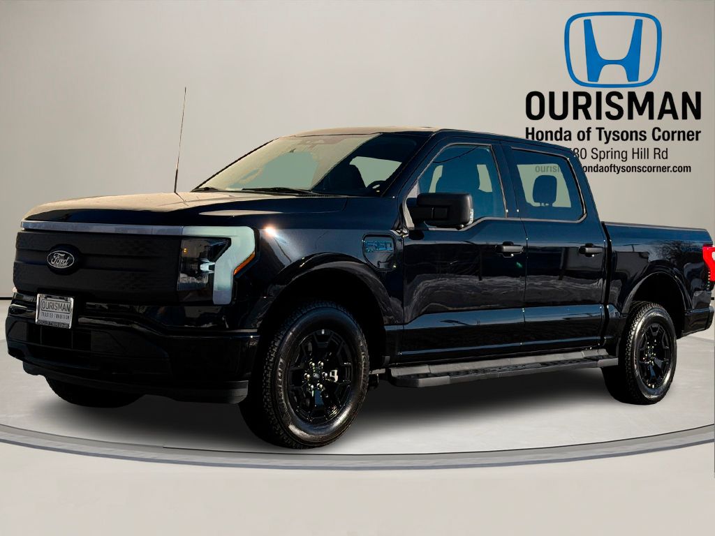 Used 2025 Ford F-150 Lightning XLT with VIN 1FTVW3LK9SWG17142 for sale in Tysons, VA