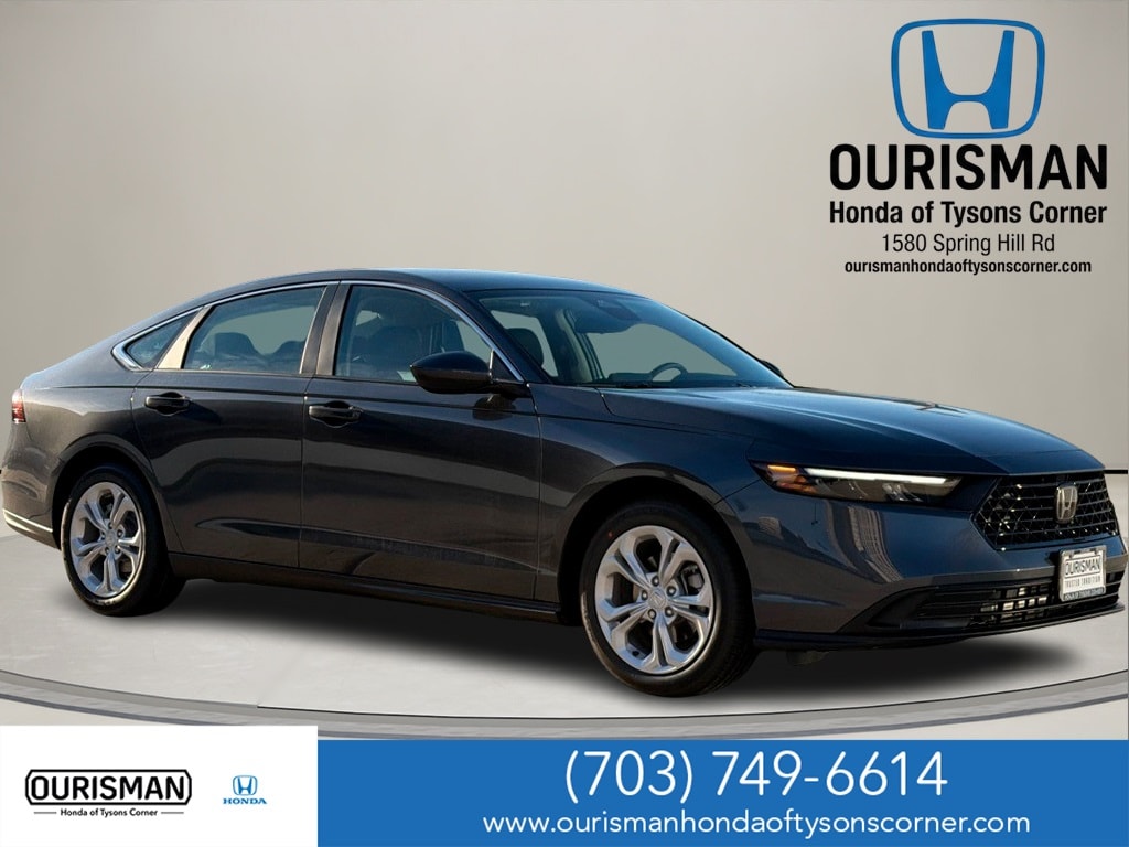 2025 Honda Accord LX's photo