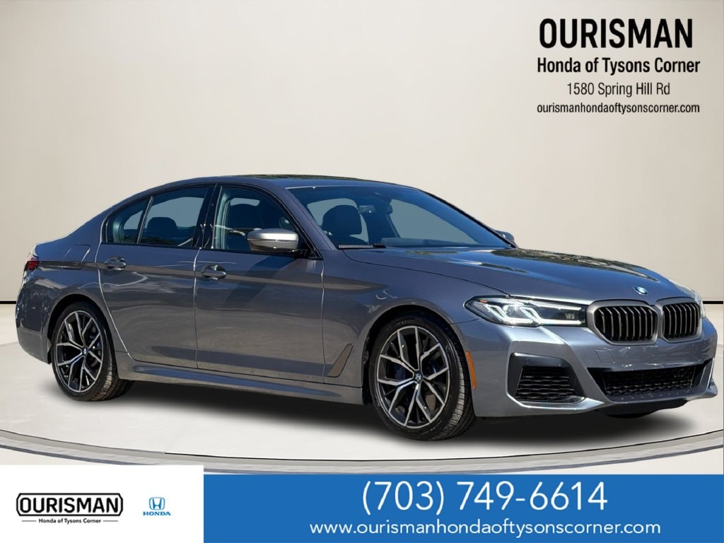 2021 BMW 5 Series M550i