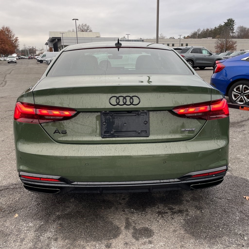 2022 Audi A5 45 S line Premium Plus Quattro photo 2