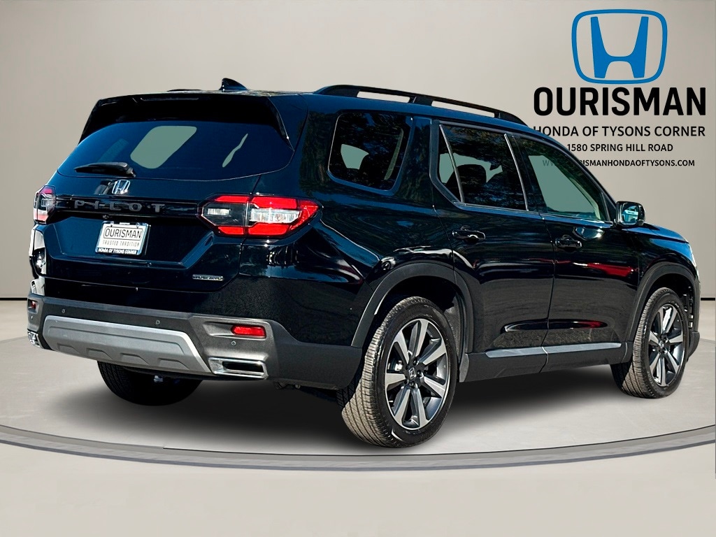 Certified 2025 Honda Pilot Touring SUV
