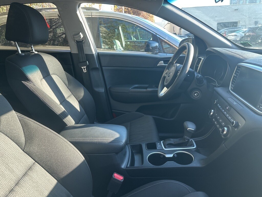 2022 Kia Sportage LX photo 4
