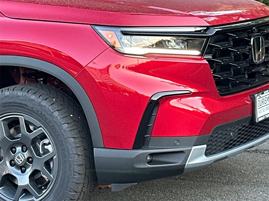 New 2025 Honda Pilot TrailSport SUV