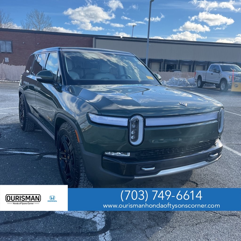 2023 Rivian R1S Adventure's photo