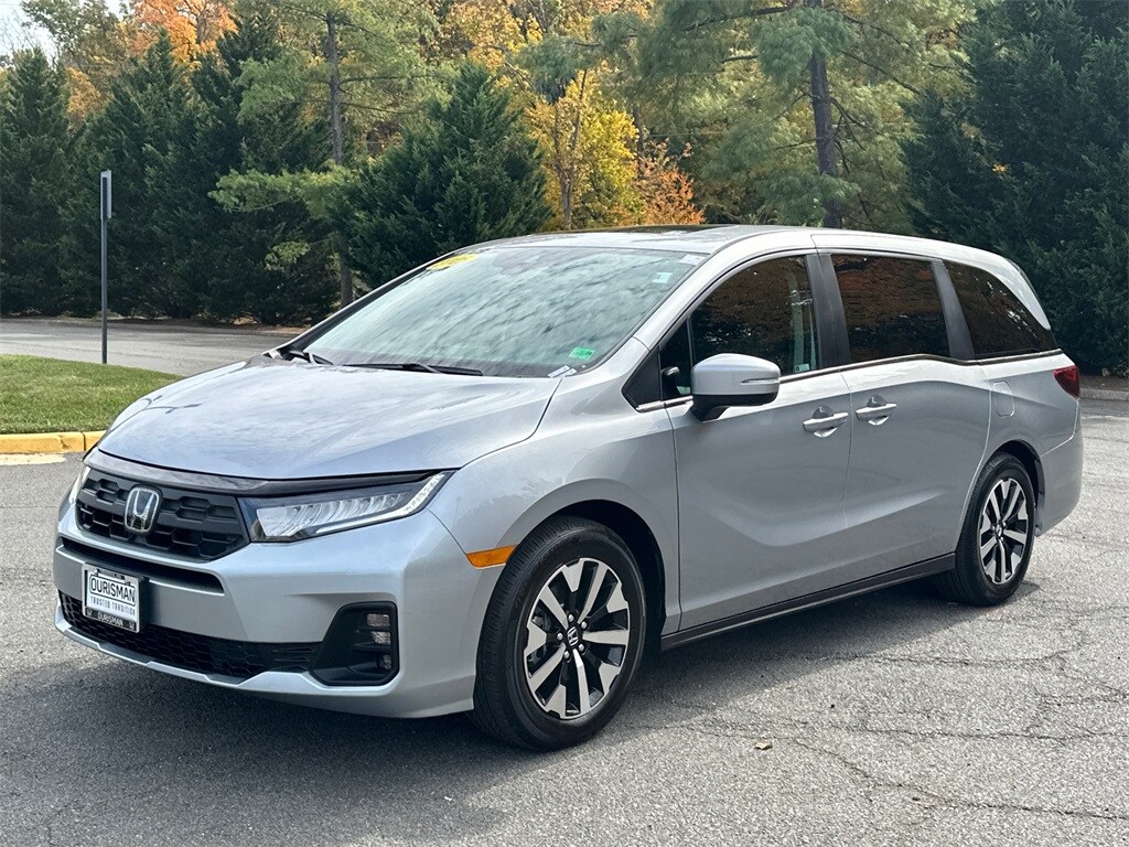 2025 Honda Odyssey EX-L photo 2