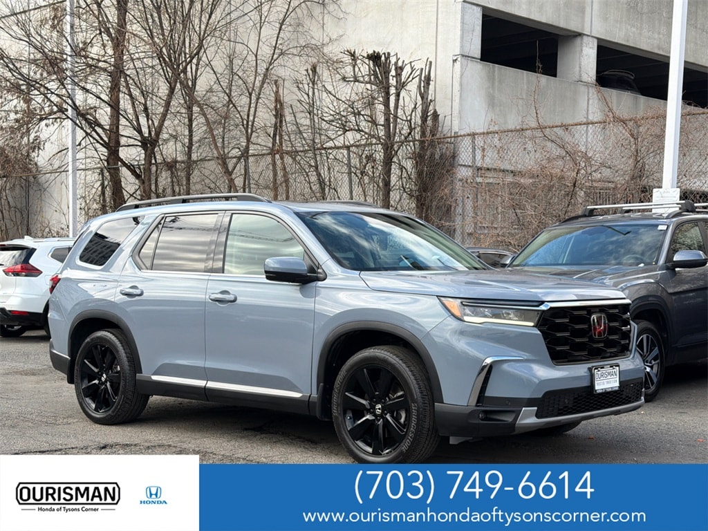 2024 Honda Pilot Touring's photo