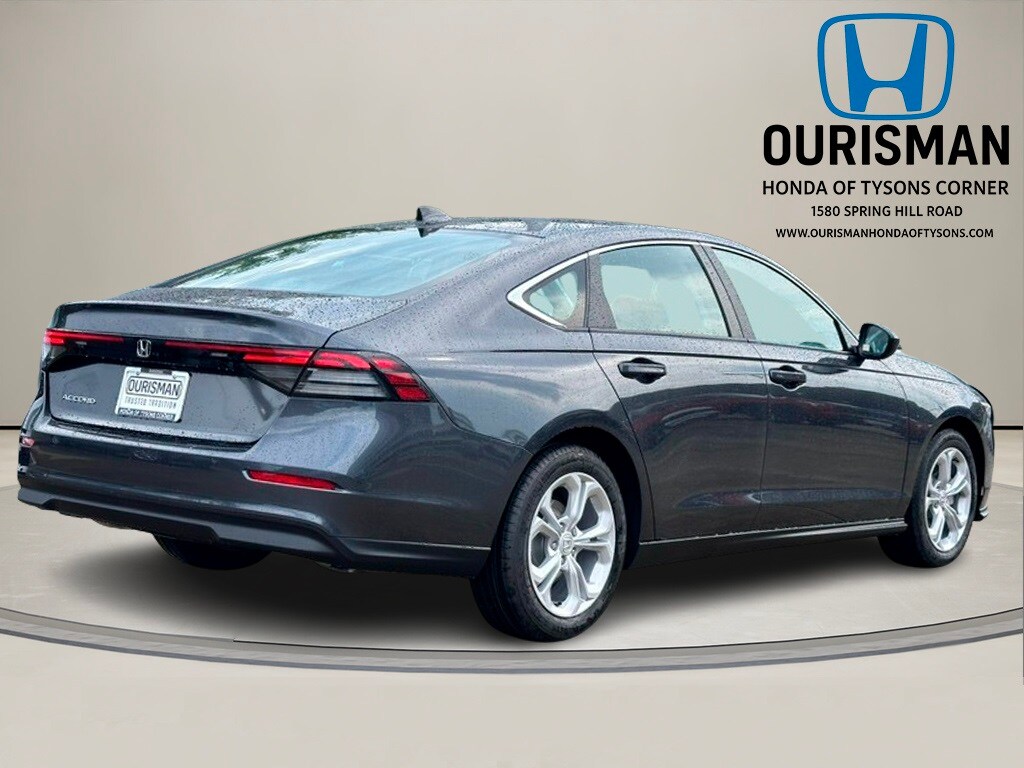 2025 Honda Accord LX photo 3