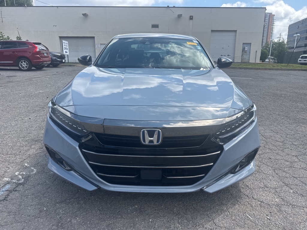Used 2022 Honda Accord Hybrid Sport with VIN 1HGCV3F20NA023838 for sale in Northfield, Minnesota