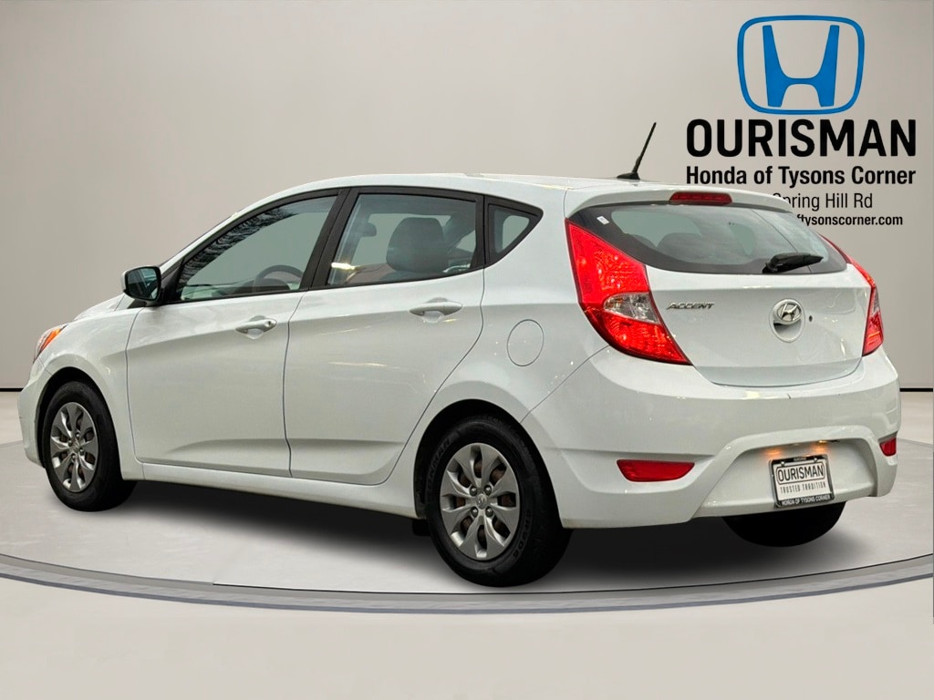 Used 2017 Hyundai Accent SE with VIN KMHCT5AE8HU351363 for sale in Tysons, VA