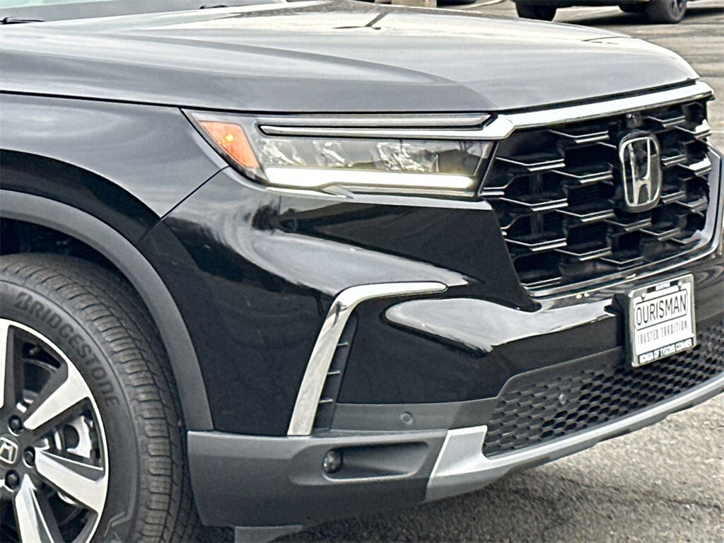 2025 Honda Pilot Elite photo 3