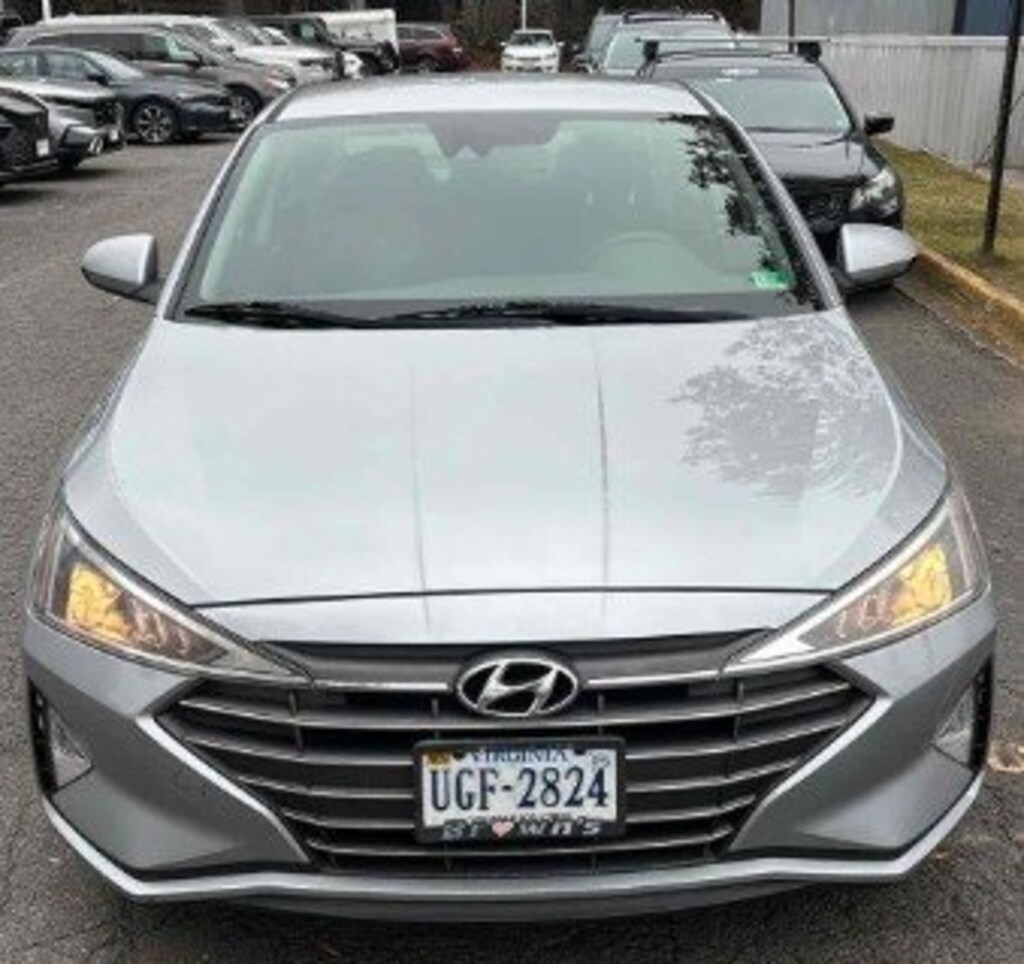 Used 2020 Hyundai Elantra SE Sedan