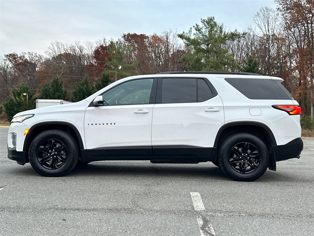 2022 Chevrolet Traverse 1LT photo 3