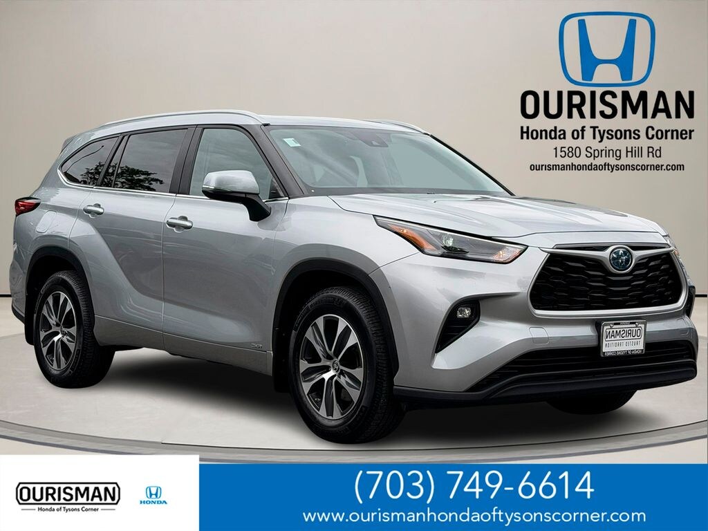 Used 2023 Toyota Highlander Hybrid XLE SUV