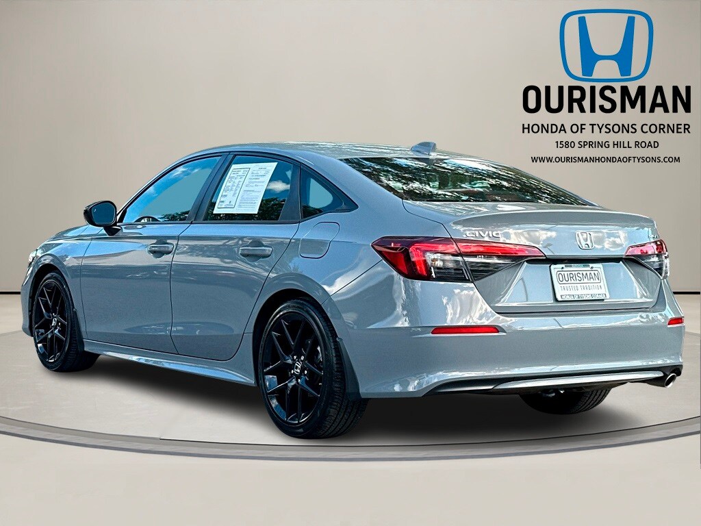 2025 Honda Civic Sport photo 3