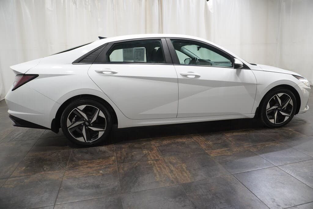 Used 2021 Hyundai Elantra HEV Limited Sedan