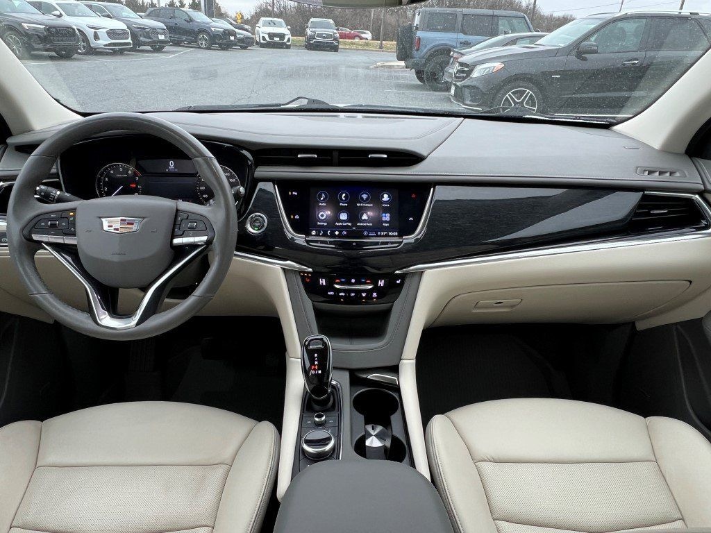 Used 2020 CADILLAC XT6 Premium Luxury SUV