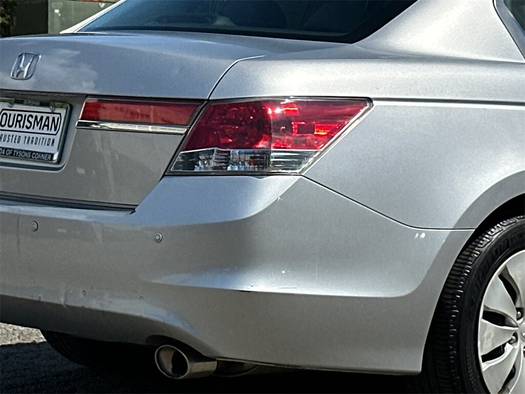 2012 Honda Accord LX photo 4