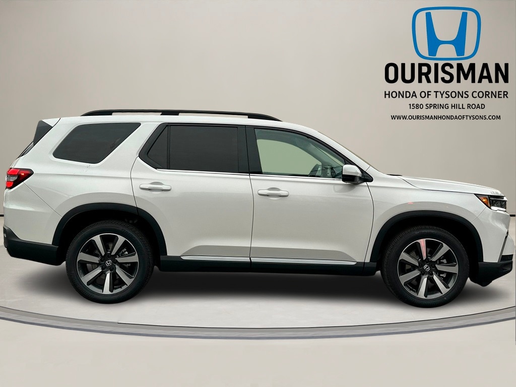 New 2025 Honda Pilot Touring SUV