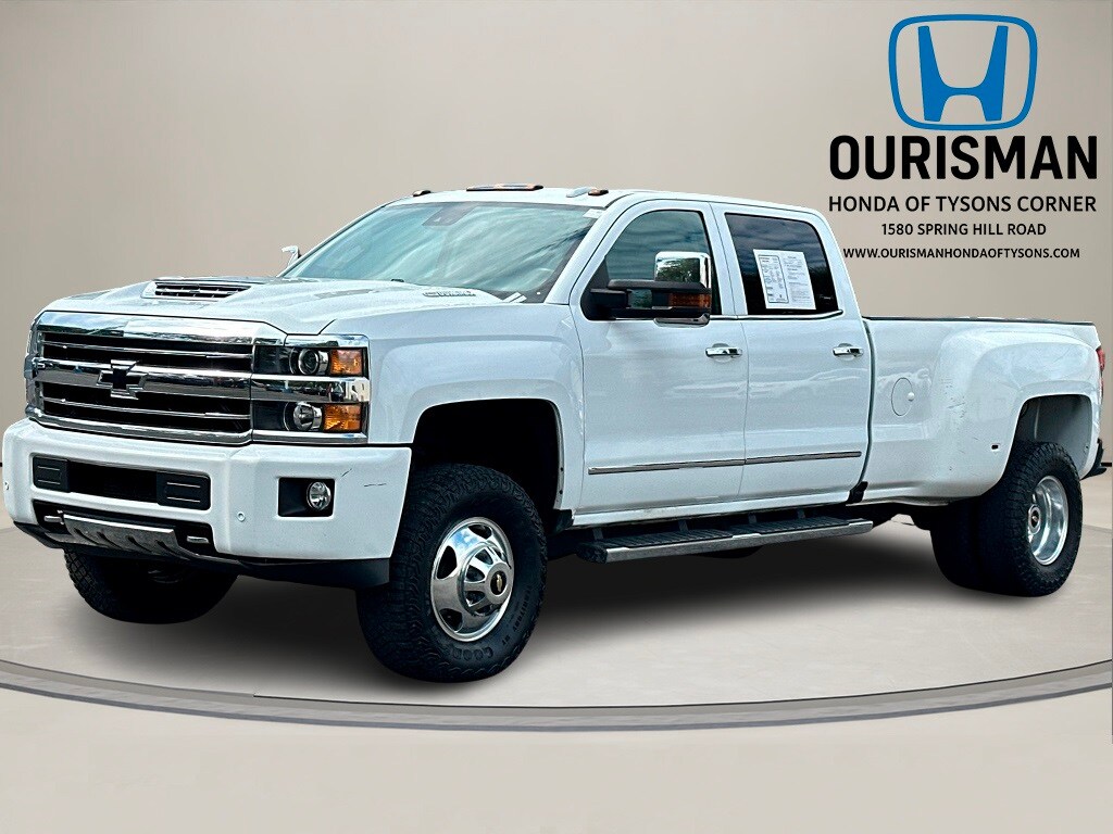 2019 Chevrolet Silverado 3500HD High Country photo 2