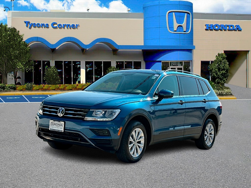 Used 2019 Volkswagen Tiguan SE with VIN 3VV2B7AX7KM079952 for sale in Vienna, VA