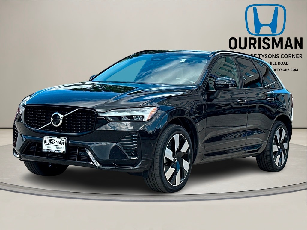 Used 2024 Volvo XC60 plug-in hybrid T8 Plus Dark Theme SUV