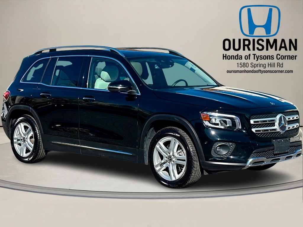 2023 Mercedes-Benz GLB Base's photo