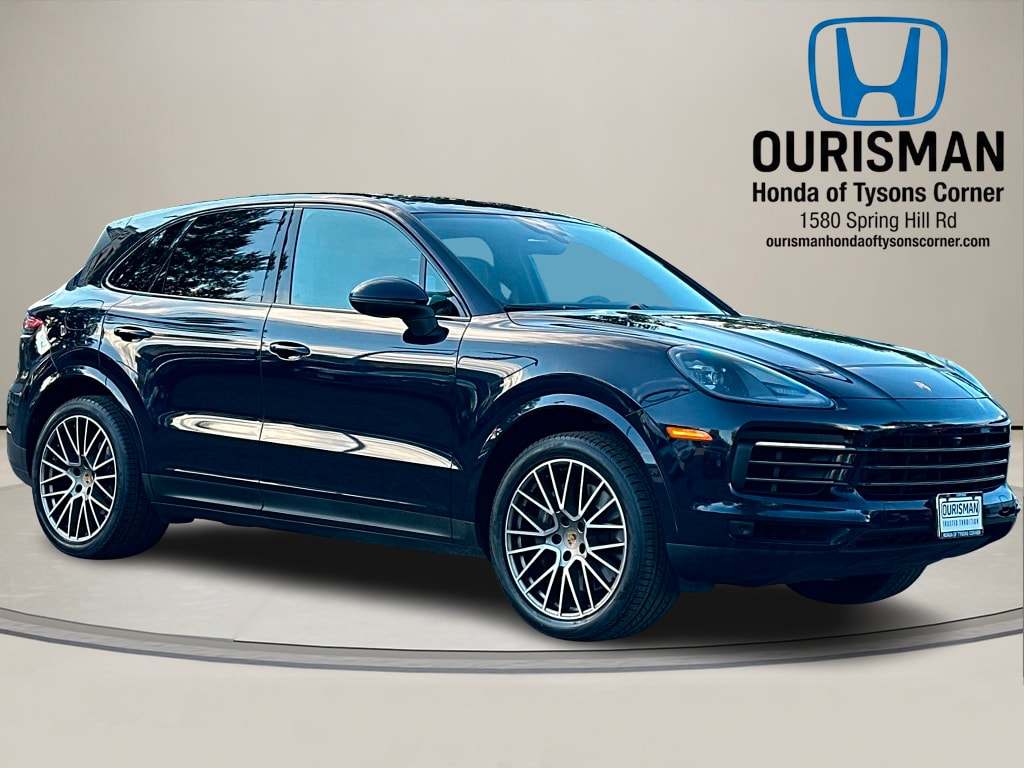 2023 Porsche Cayenne Base's photo
