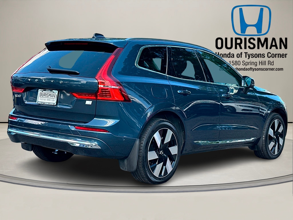 Used 2023 Volvo XC60 Recharge Plug-In Hybrid T8 Plus Bright Theme SUV