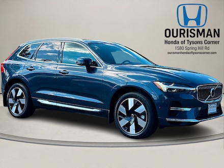 2023 Volvo XC60 Recharge Plug-In Hybrid T8 Plus Bright Theme SUV
