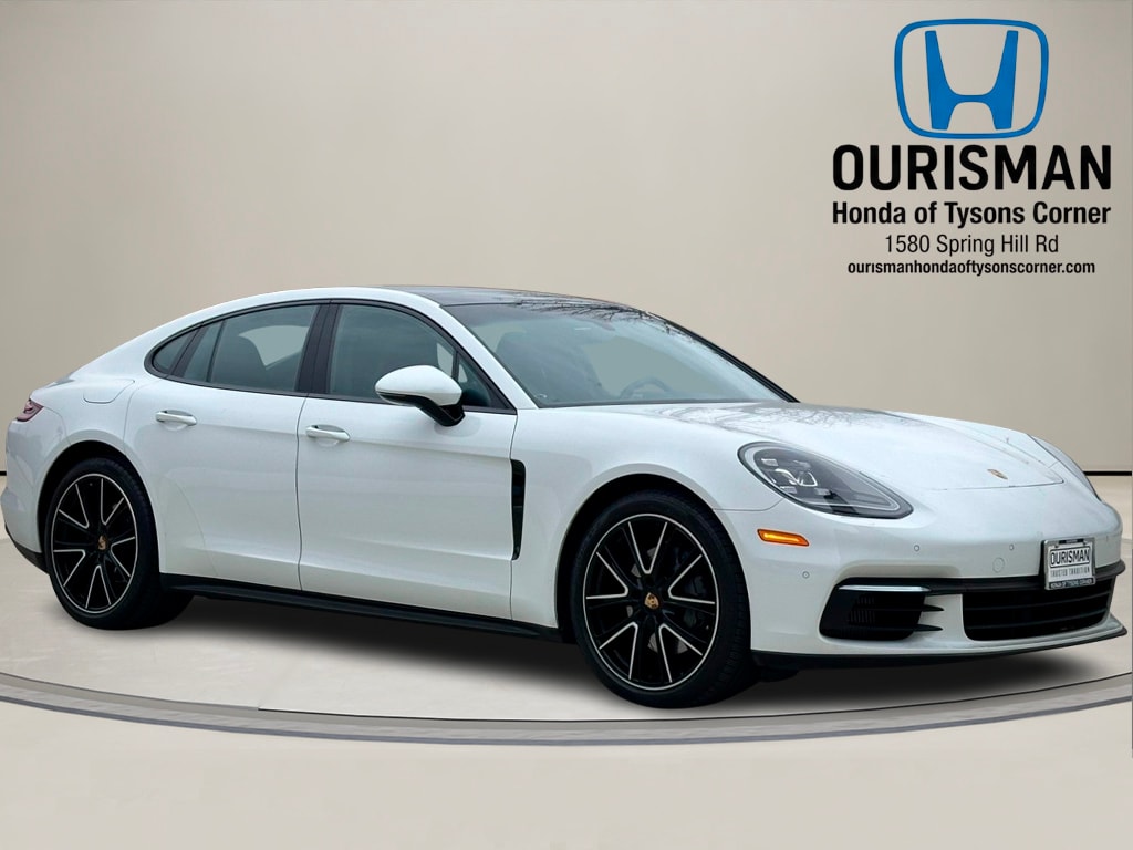 2018 Porsche Panamera 4S's photo