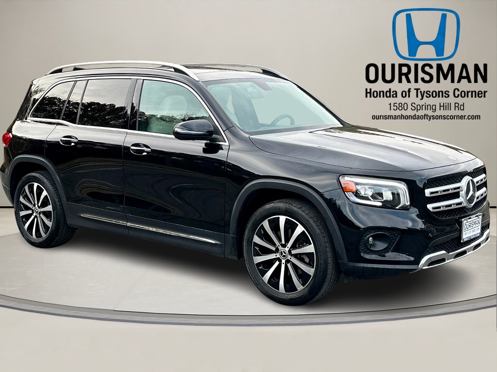 2023 Mercedes-Benz GLB Base's photo