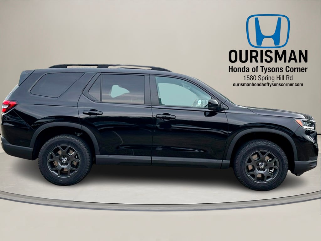 New 2025 Honda Pilot TrailSport SUV