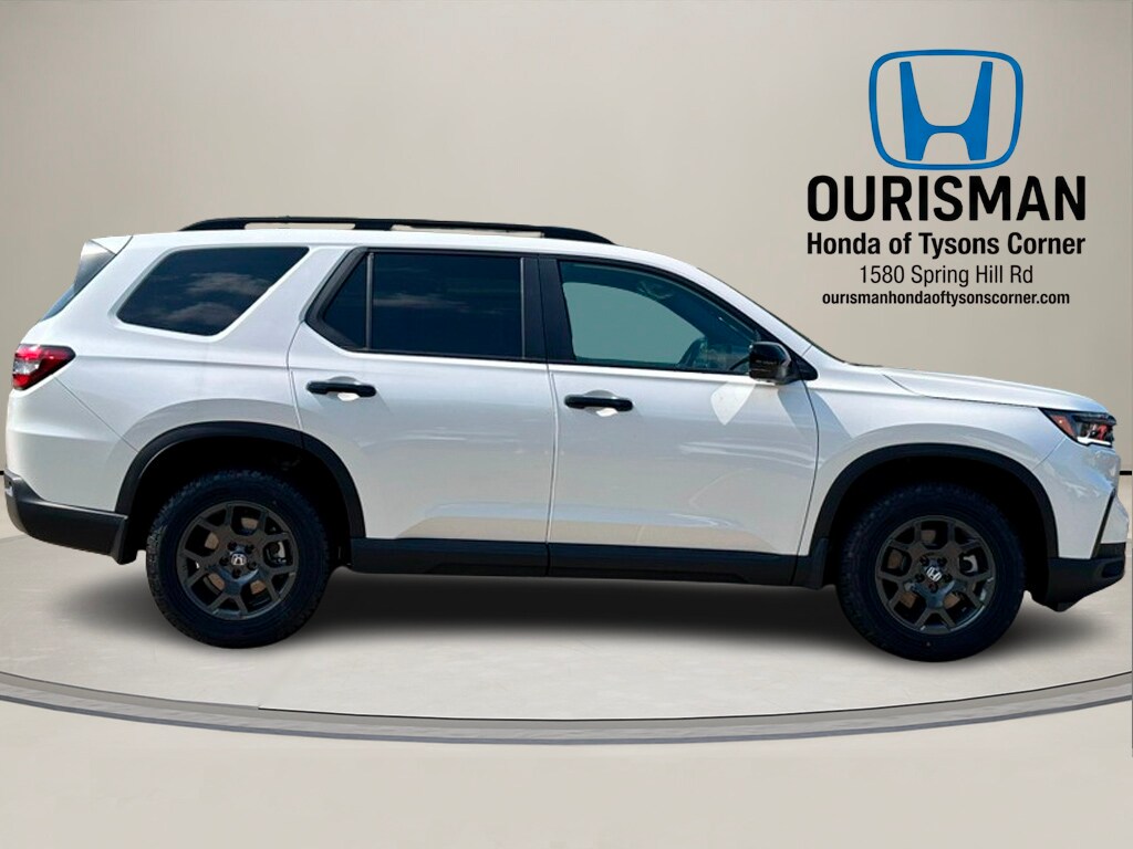 New 2025 Honda Pilot TrailSport SUV