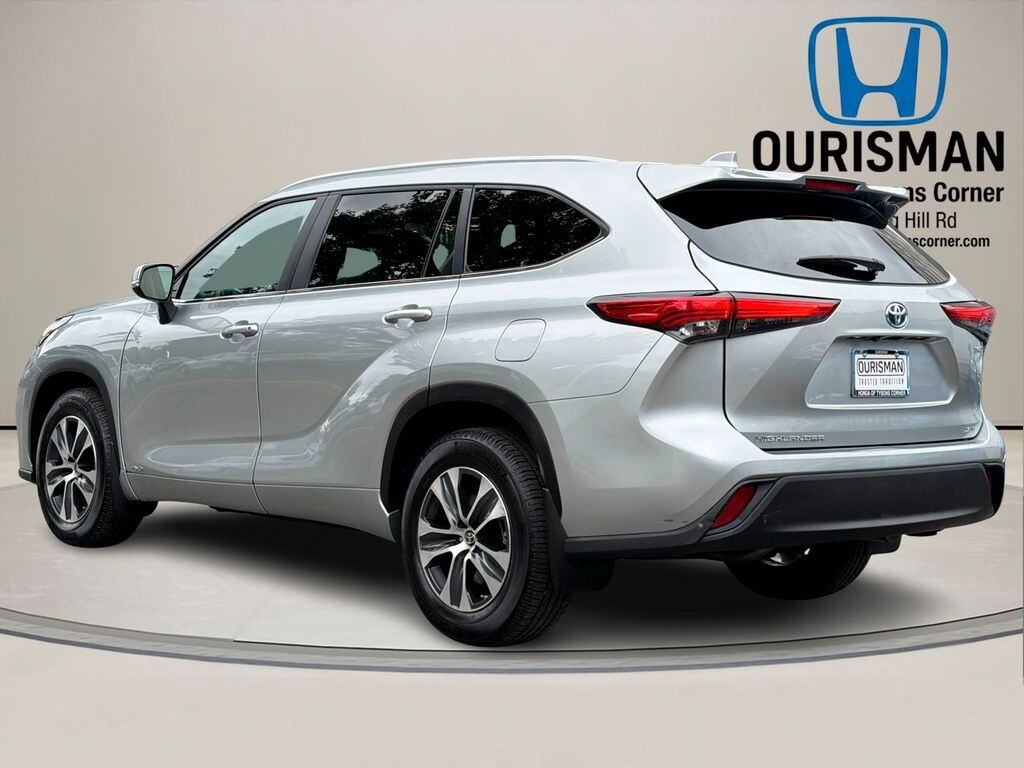Used 2023 Toyota Highlander Hybrid XLE SUV