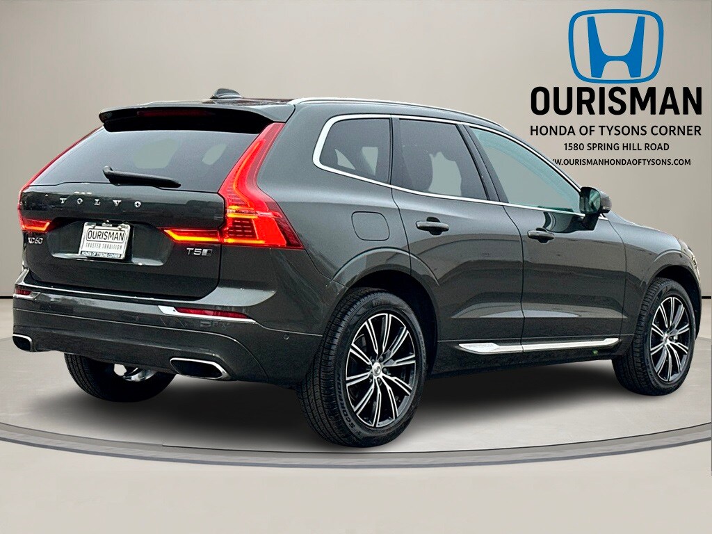 2019 Volvo XC60 T5 Inscription photo 2
