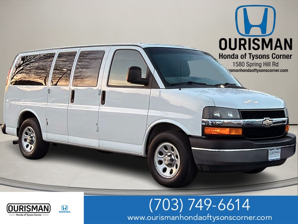 2012 Chevrolet Express LS's photo