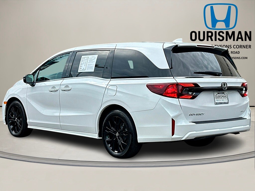 2025 Honda Odyssey photo 4