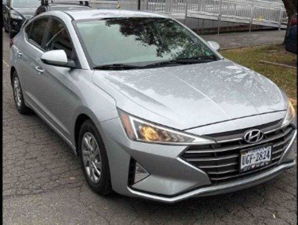 Used 2020 Hyundai Elantra SE Sedan