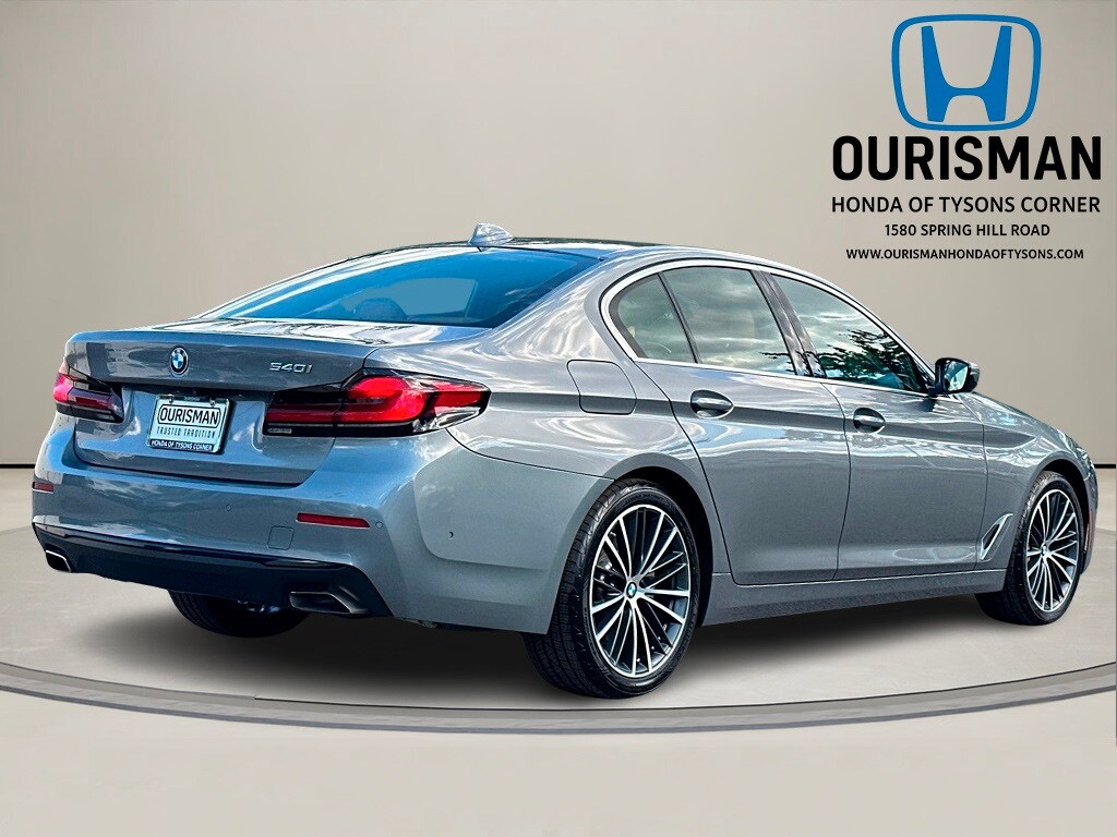 2023 Bmw 540i Sedan photo 2