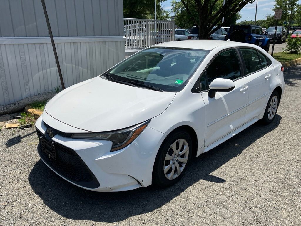 Used 2020 Toyota Corolla LE Sedan
