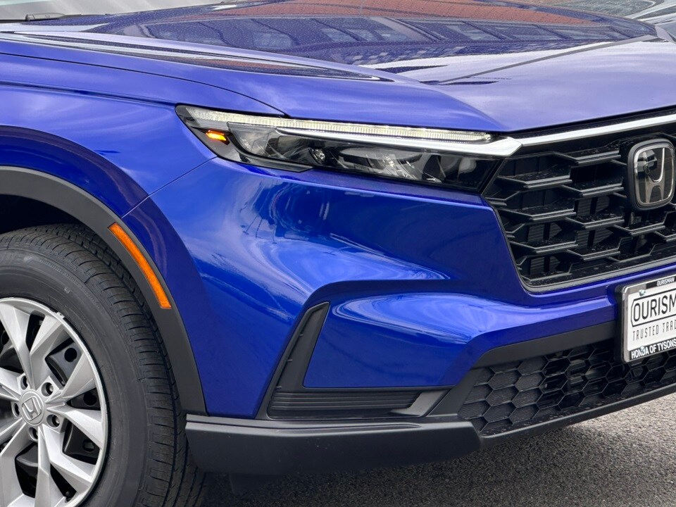 2025 Honda CR-V LX photo 4